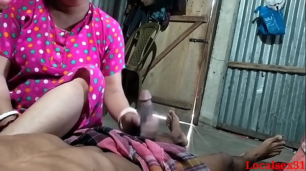 बहू की चुदाई करीबी चौराहे पर