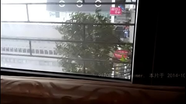 中国男人浩哥，饭桌上撩翻闺蜜，炮火连天欲罢不能