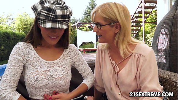 Dominica Fox And Jennyfer – Dirty, Hungry, Older Woman Takes Young Pussy