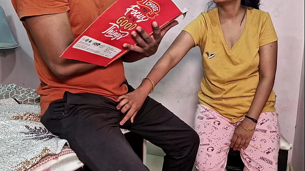 स्कूल की छात्रा ने अच्छे नंबरों के लिए अपने ट्यूशन टीचर के साथ गर्मागर्म सेक्स किया (हिंदी ऑडियो)