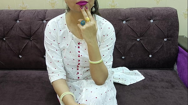 Indian Desi Fuddi Ka Mazaa Lo, Desi Porn Ki Range Mein Haath Pakda, Chut Ka Lalch Dekar Apni Gand Marwai.