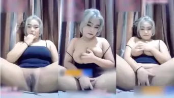 Claudy Pamer Body Mulus Di Video Terbaru Yang Bikin Ngilu