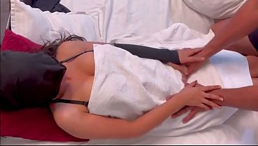Desi Indian Bhabhi Ki Tight Pussy Devar Ne Jor Se Choda, Beautiful Bhabhi Ka Xxx Viral Video Hindi Audio Mein