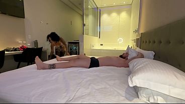 Ebony Safada Goza Toda Mamando Na Piroca Enorme Do Branquinho