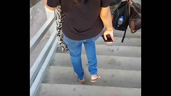 Hot Indian Babe’s Tight Little Item
