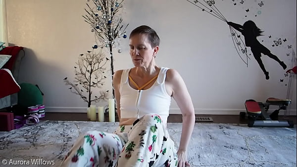 Yoga Lesson 349 – Stretching Deep And Letting It Slide