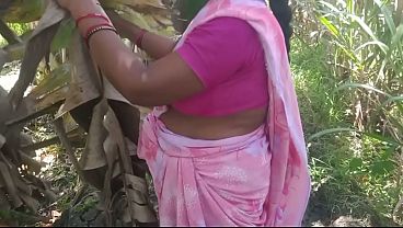 Indian Tamil Bhabhi’s Wild Outdoor Sex In A Banana Grove, Juicy And Dripping With Lust