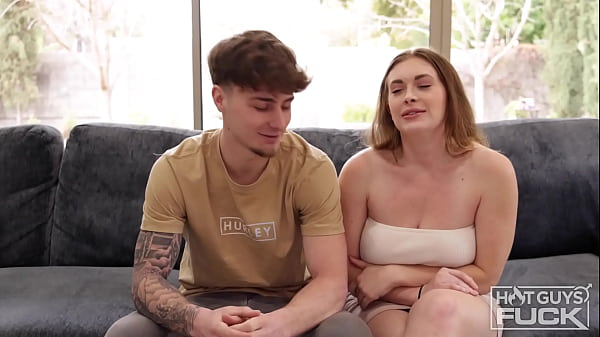 Young Stud Trey Beacher Pounds Lindsay Lee Raw, Filling Her Deep